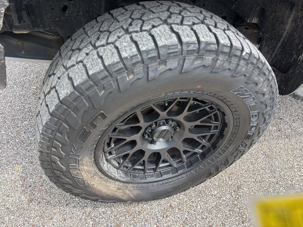 Used 2018 Ford F150 Raptor w/ Equipment Group 802A Luxury image 3