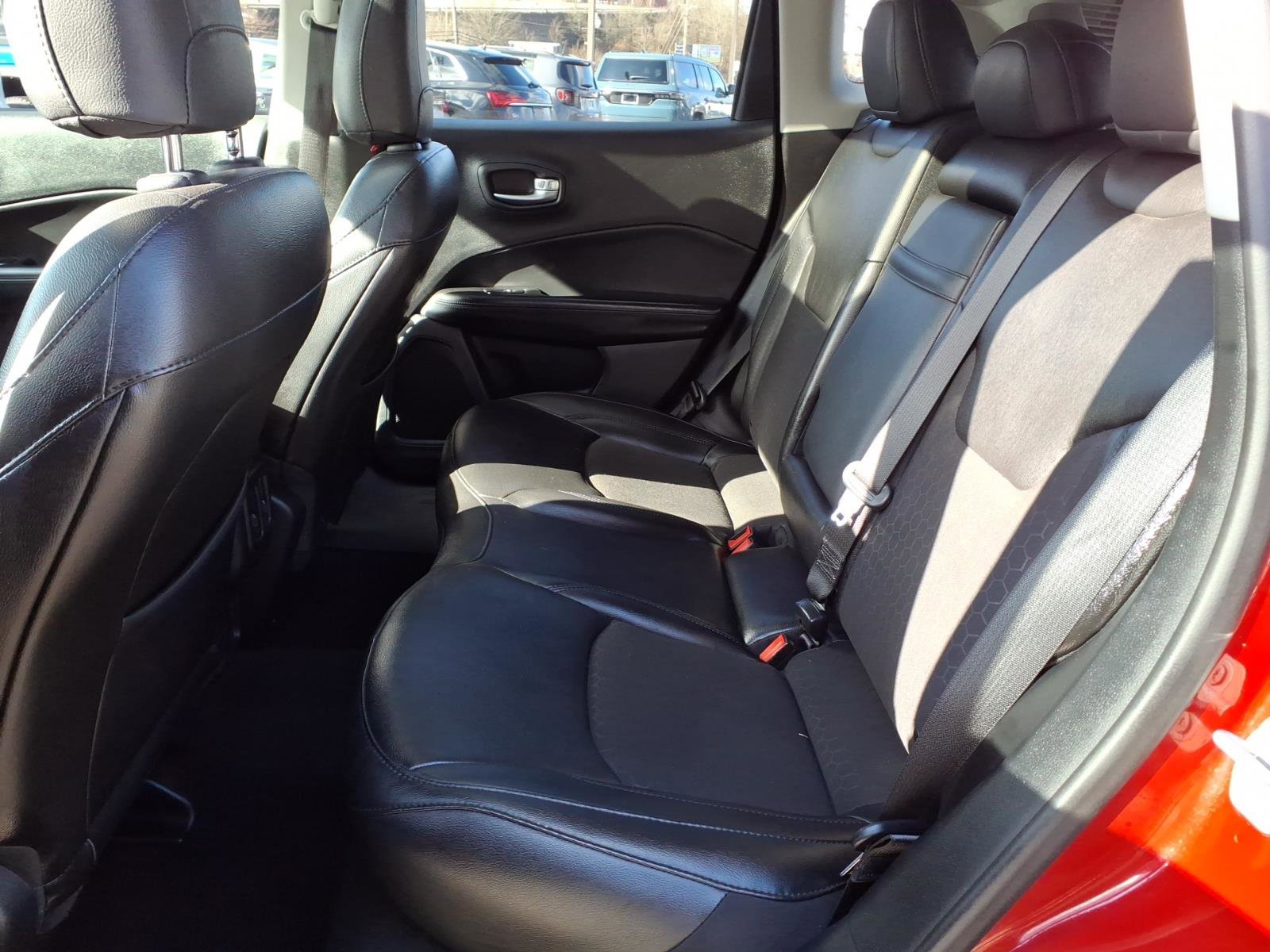 Certified 2020 Jeep Compass Latitude image 10