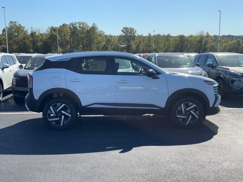 Used 2026 Nissan Kicks SV w/ Cold Weather Package AWD/4WD image 2
