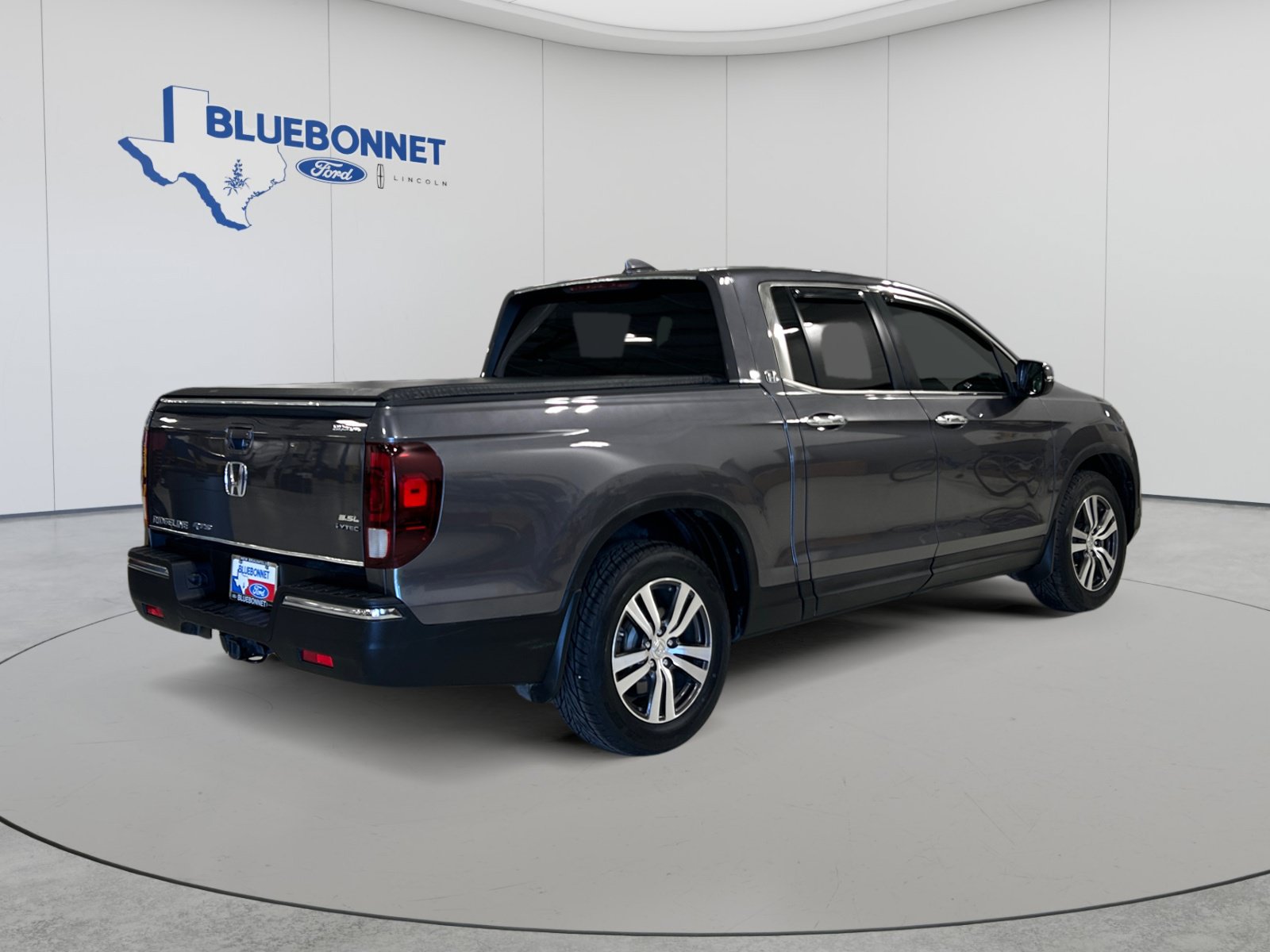 Used 2017 Honda Ridgeline RTS image 5