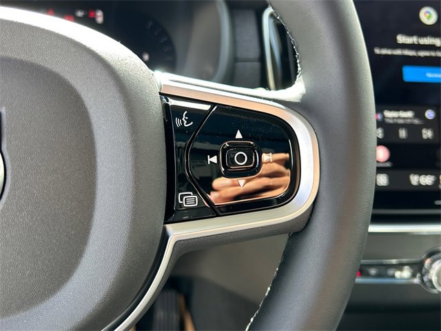 New 2026 Volvo XC90 B6 Ultra w/ Protection Package image 13