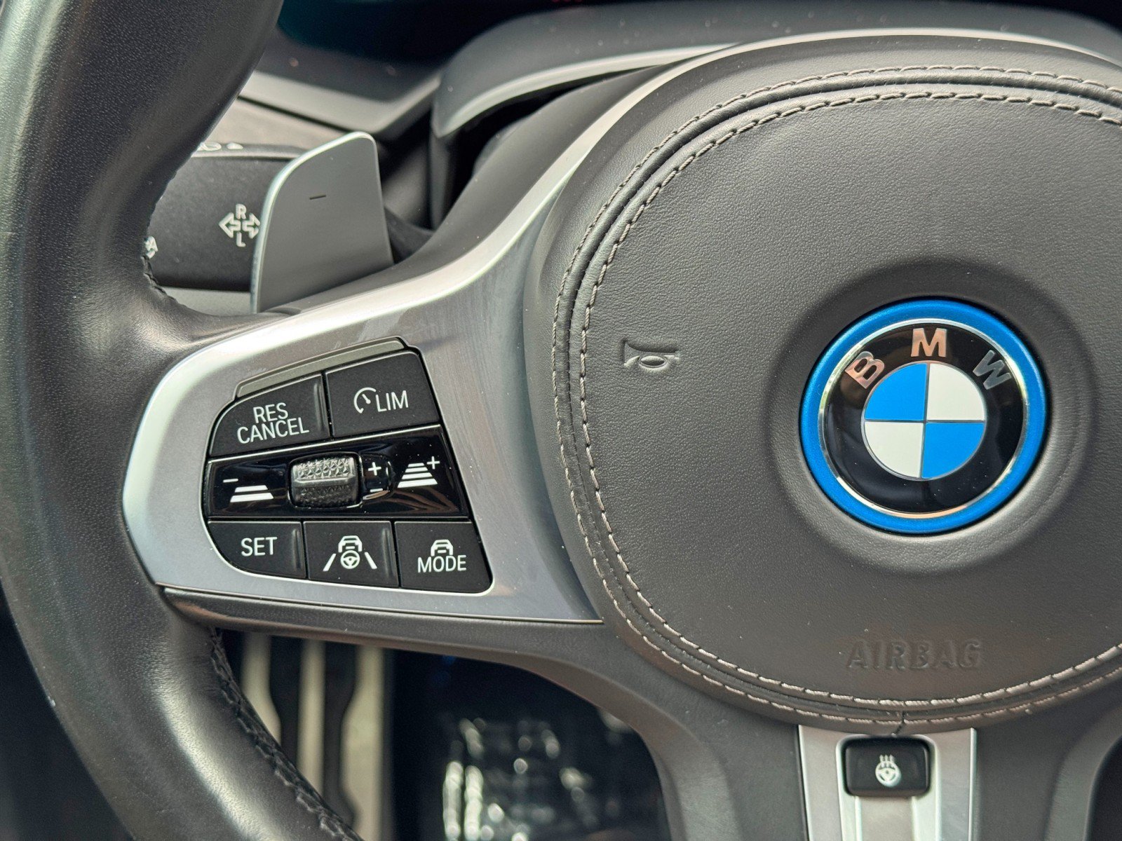 Used 2022 BMW X5 xDrive45e w/ M Sport Package AWD/4WD image 23