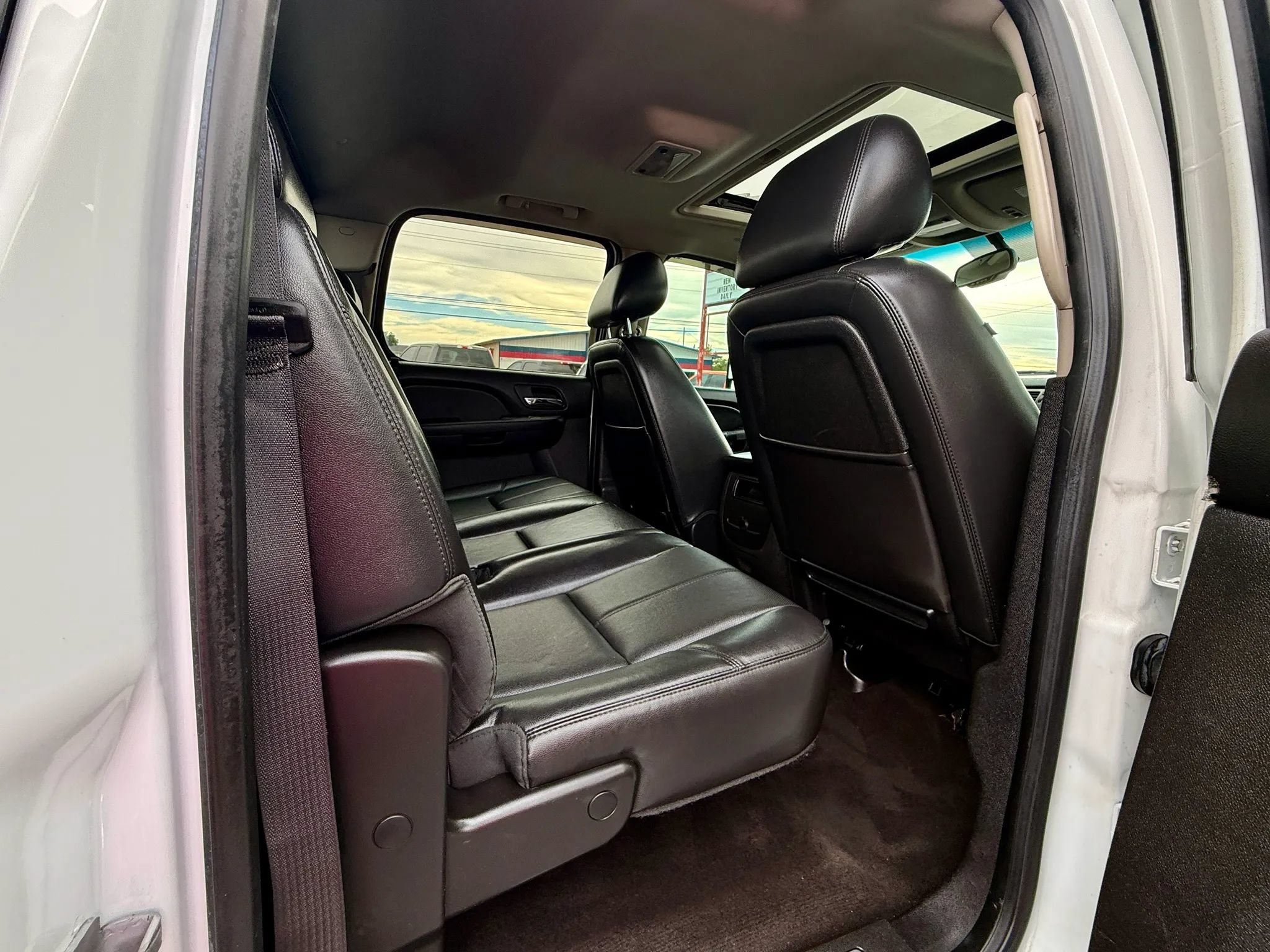 Used 2014 Chevrolet Silverado 2500 LTZ AWD/4WD image 13