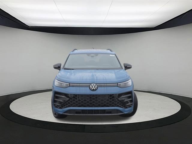 New 2026 Volkswagen Tiguan SE R-Line image 2