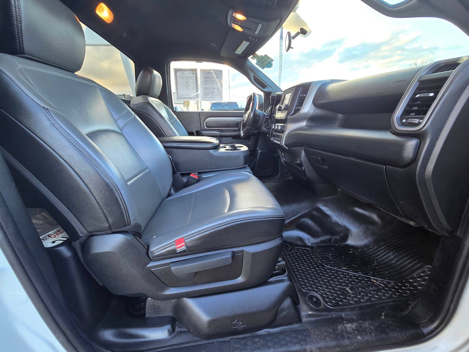 Used 2022 RAM 5500 Tradesman AWD/4WD image 10