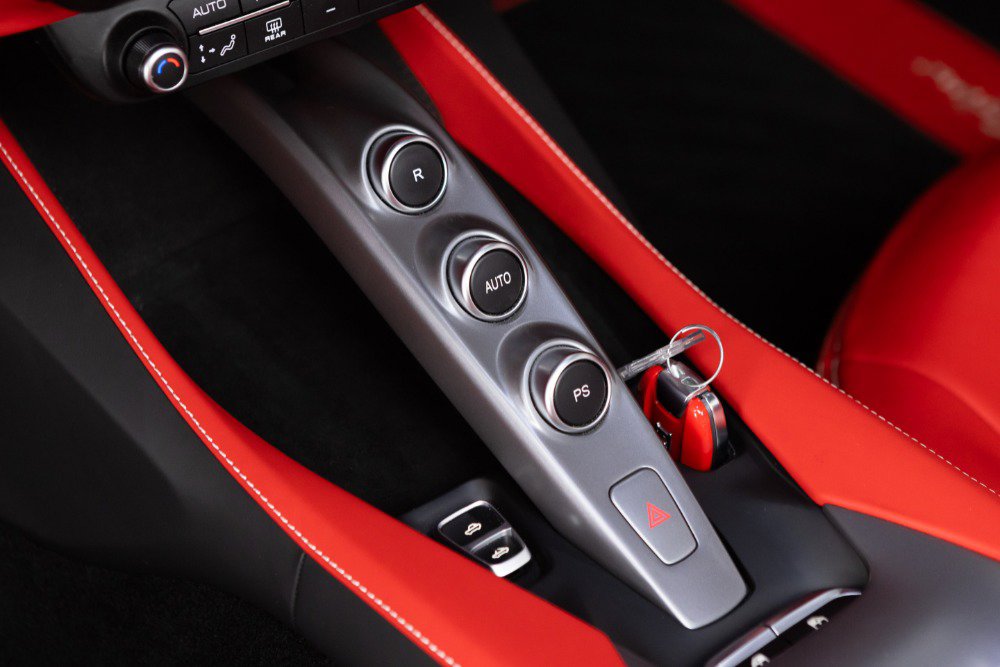 Certified 2020 Ferrari Portofino image 97