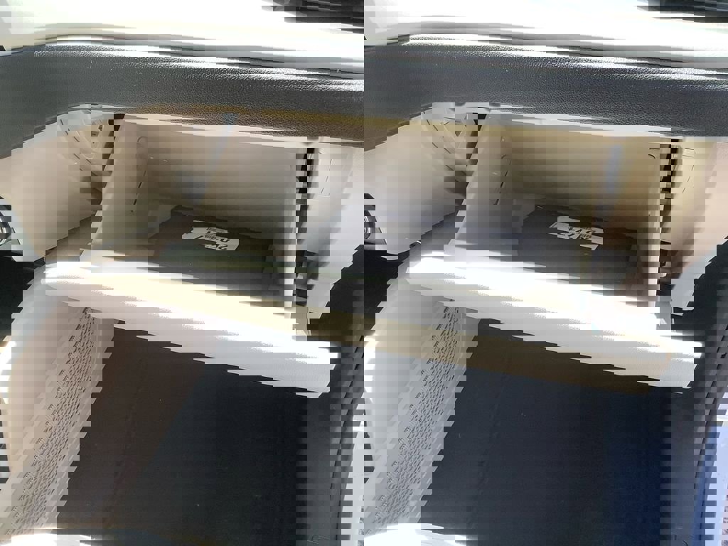 Used 2020 Ford Escape SE image 24