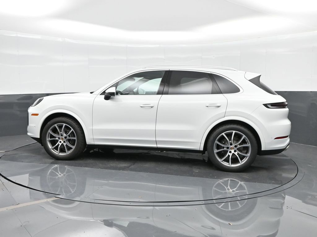 New 2025 Porsche Cayenne image 2
