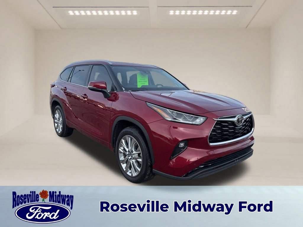 Used 2023 Toyota Highlander L