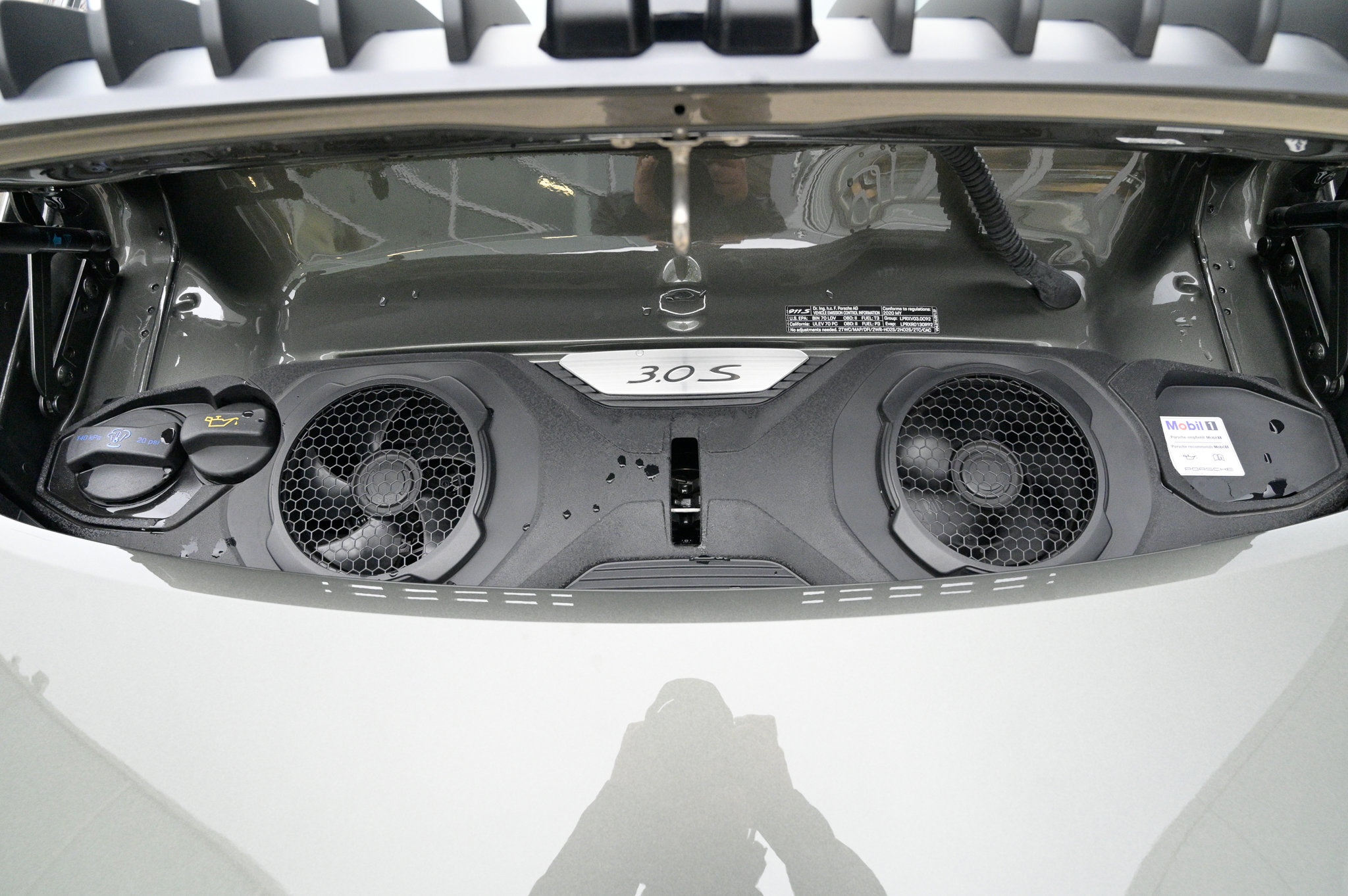 Used 2020 Porsche 911 Carrera 4S image 39