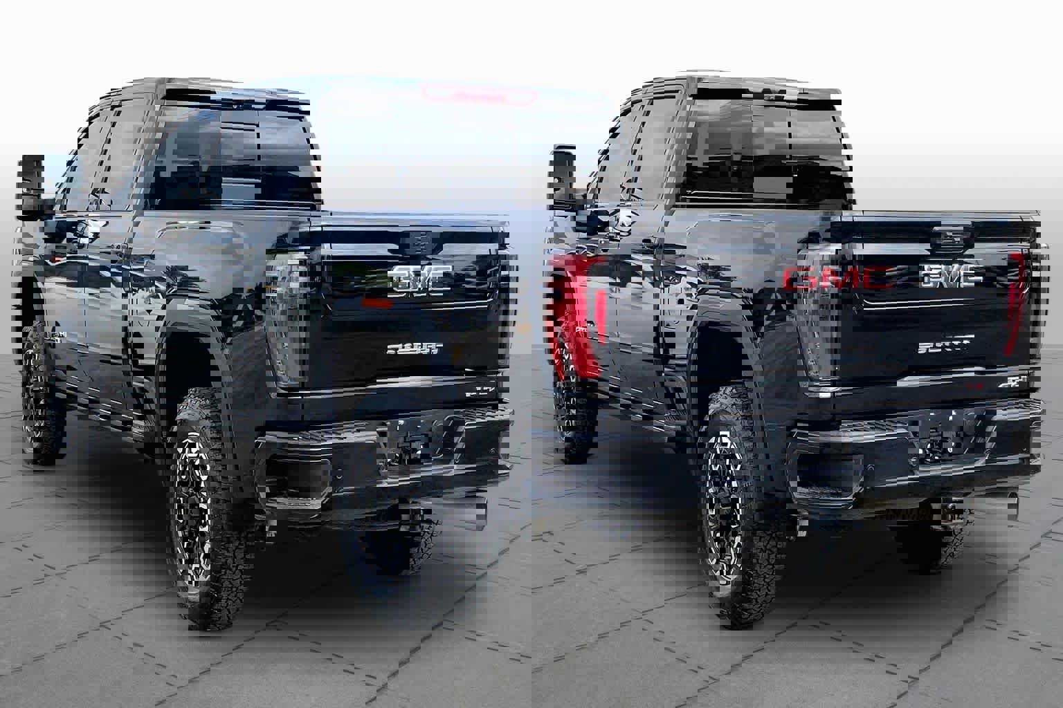 Used 2024 GMC Sierra 2500 AT4 w/ AT4 Premium Plus Package image 12