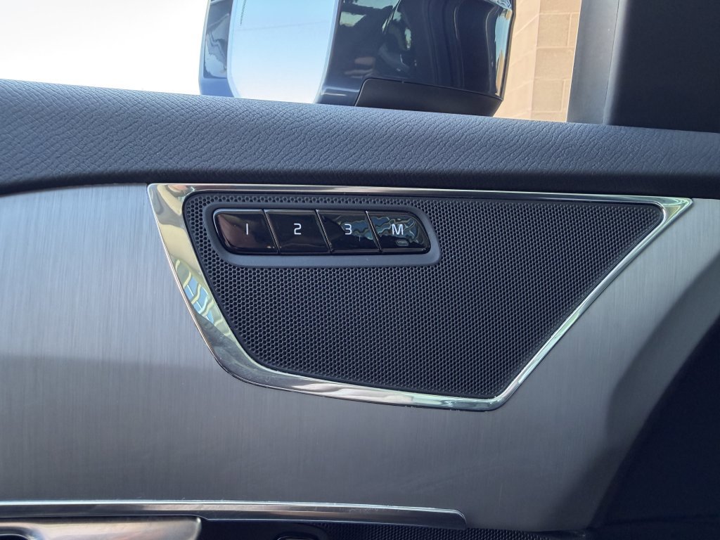 Used 2023 Volvo XC90 B5 Core w/ Protection Package image 30