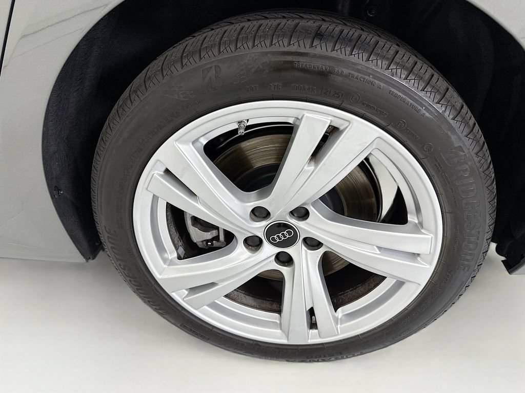 Certified 2025 Audi A5 2.0T Premium Plus w/ Premium Plus AWD/4WD image 30