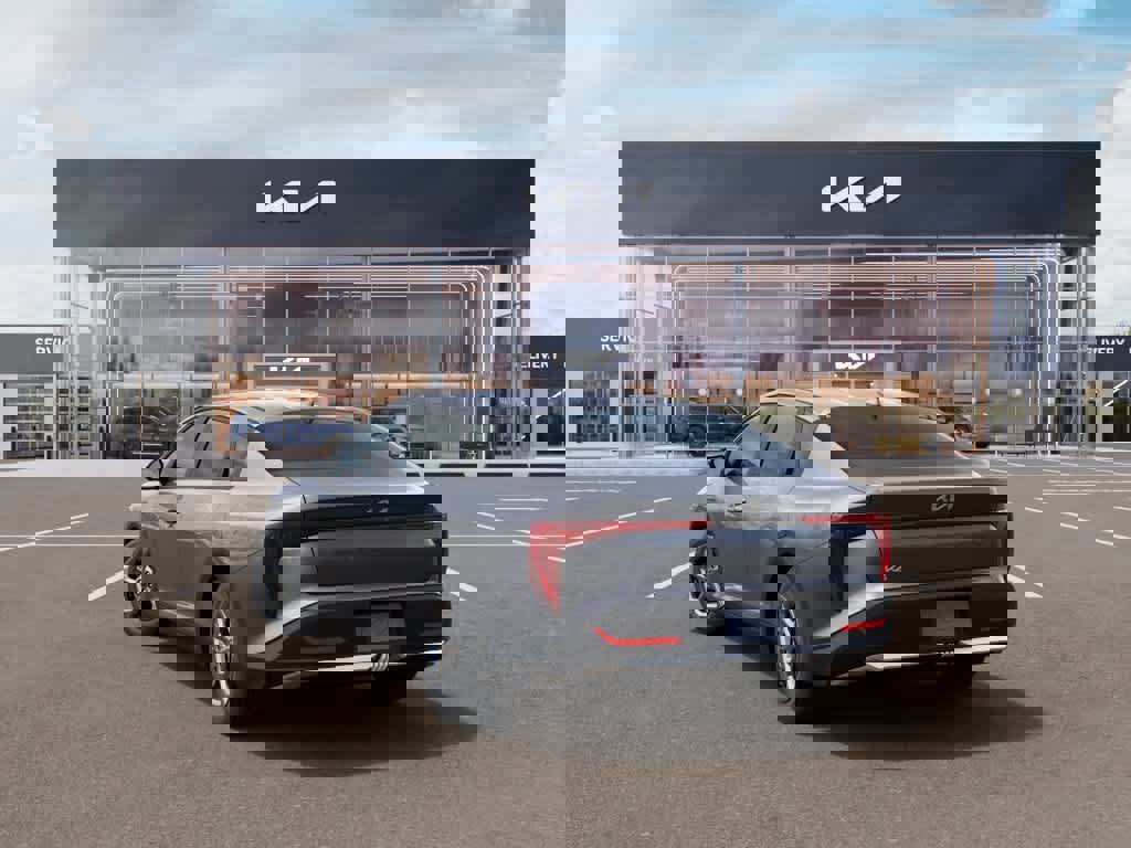 New 2026 Kia K4 LXS image 4