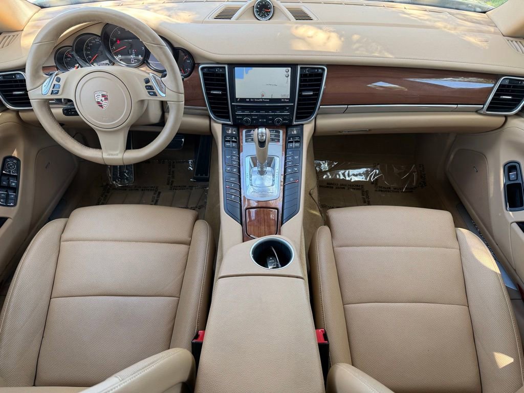 Used 2014 Porsche Panamera RWD image 11