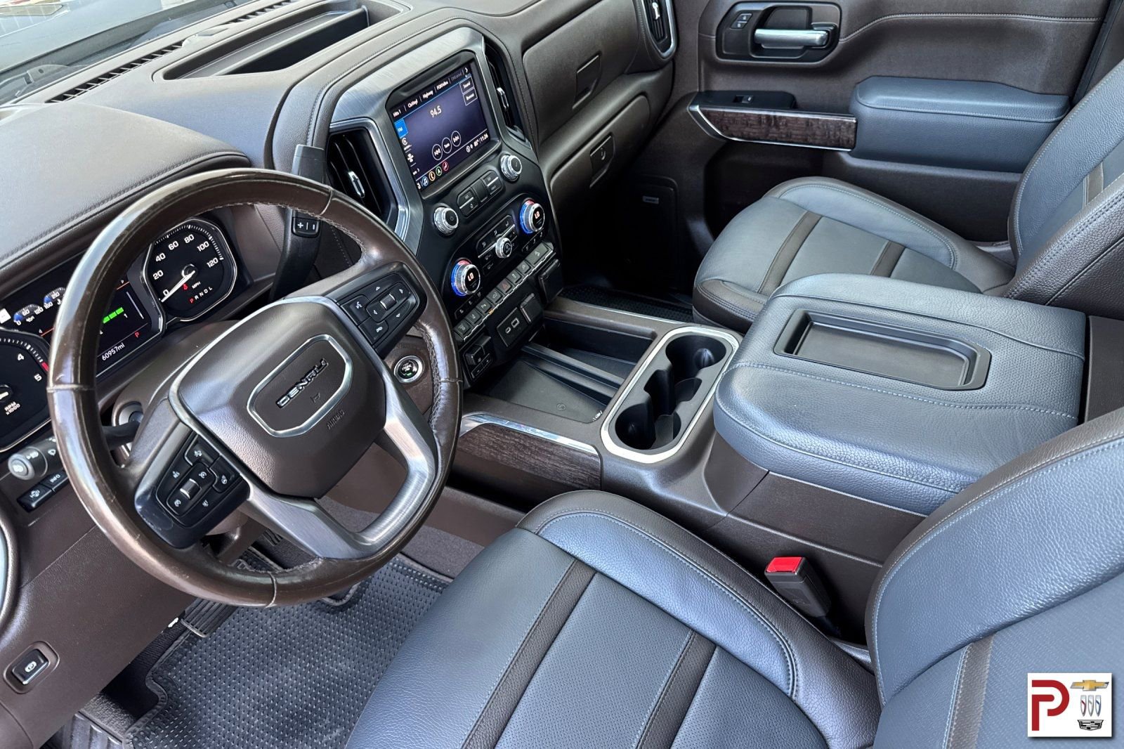 Certified 2022 GMC Sierra 3500 Denali w/ Denali Ultimate Package image 10