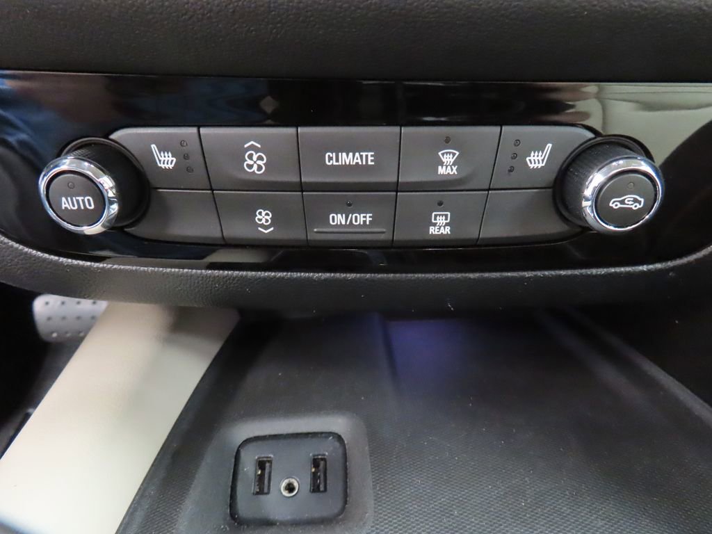 Used 2019 Buick Enclave Essence image 51