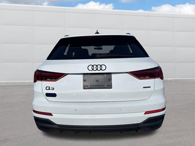 Used 2024 Audi Q3 2.0T Premium Plus image 4