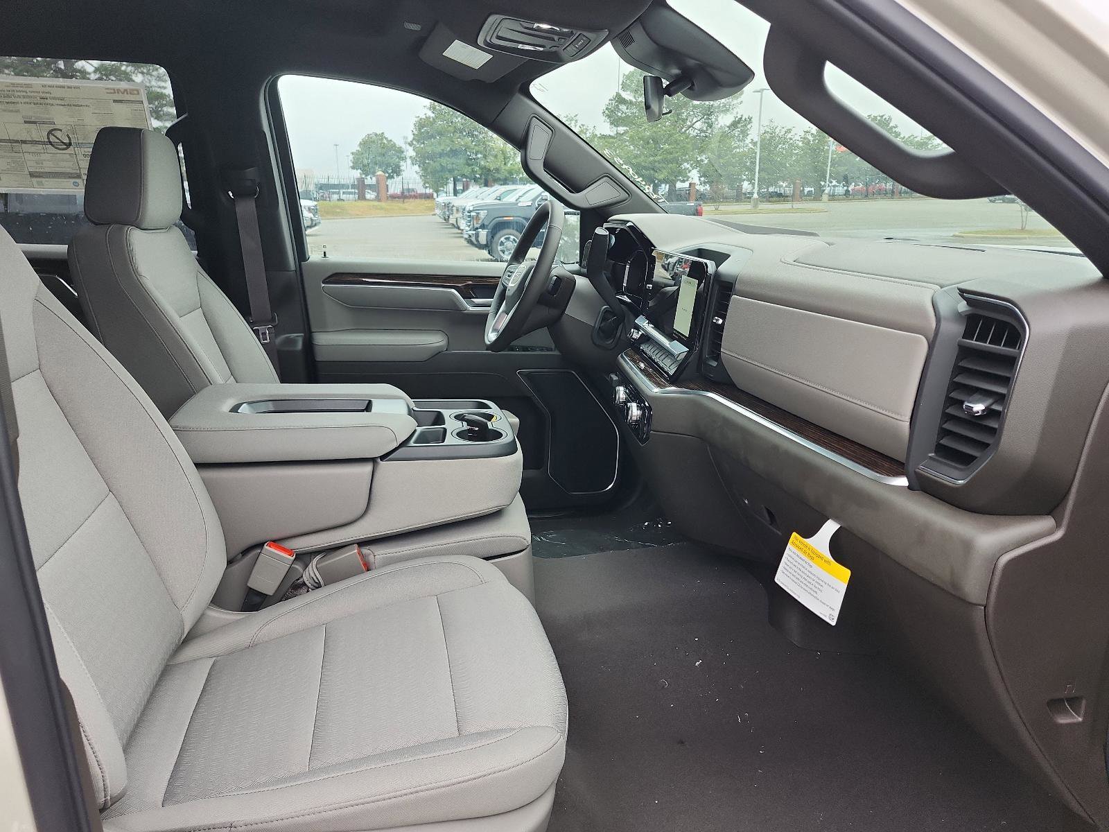 New 2026 GMC Sierra 1500 SLE AWD/4WD image 8