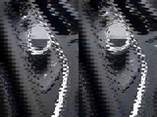 Used 2021 Cadillac XT6 Premium Luxury image 41