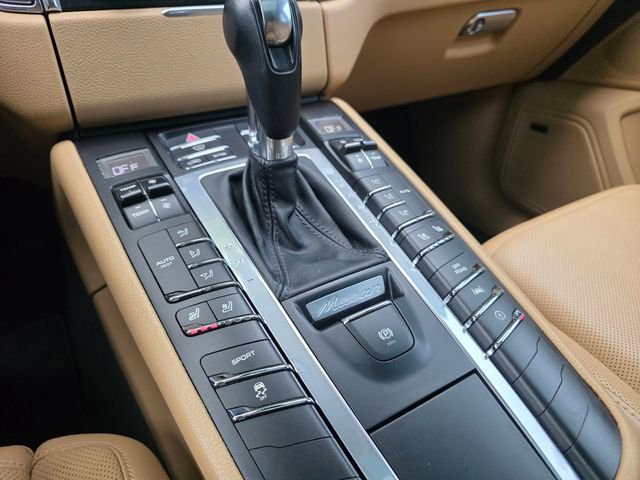 Used 2017 Porsche Macan S AWD/4WD image 23