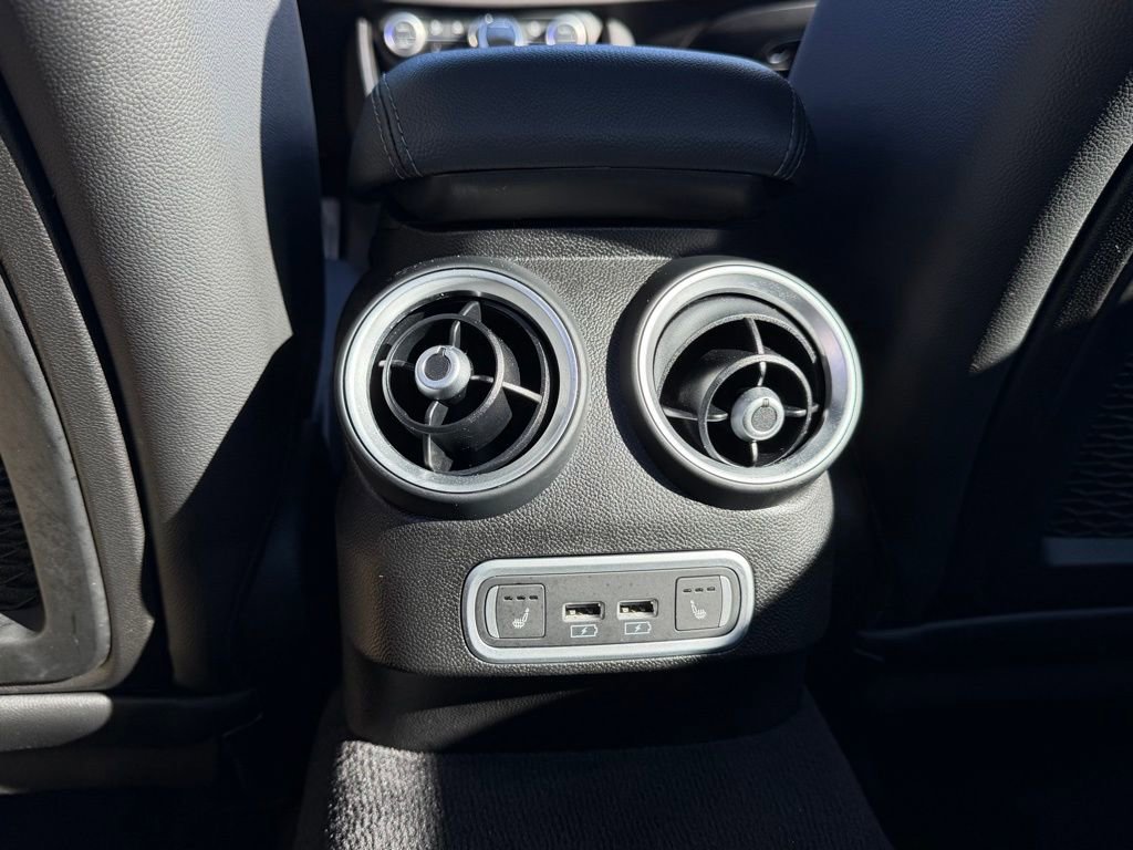 Used 2024 Alfa Romeo Giulia Ti image 32