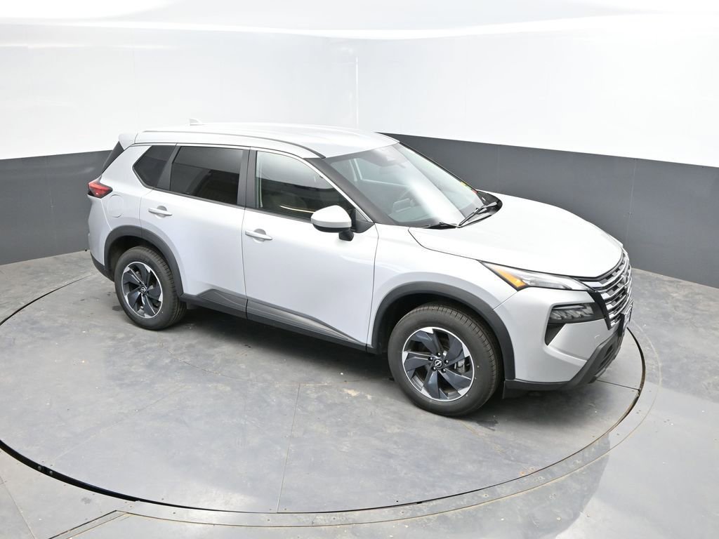 Used 2025 Nissan Rogue SV AWD/4WD image 21