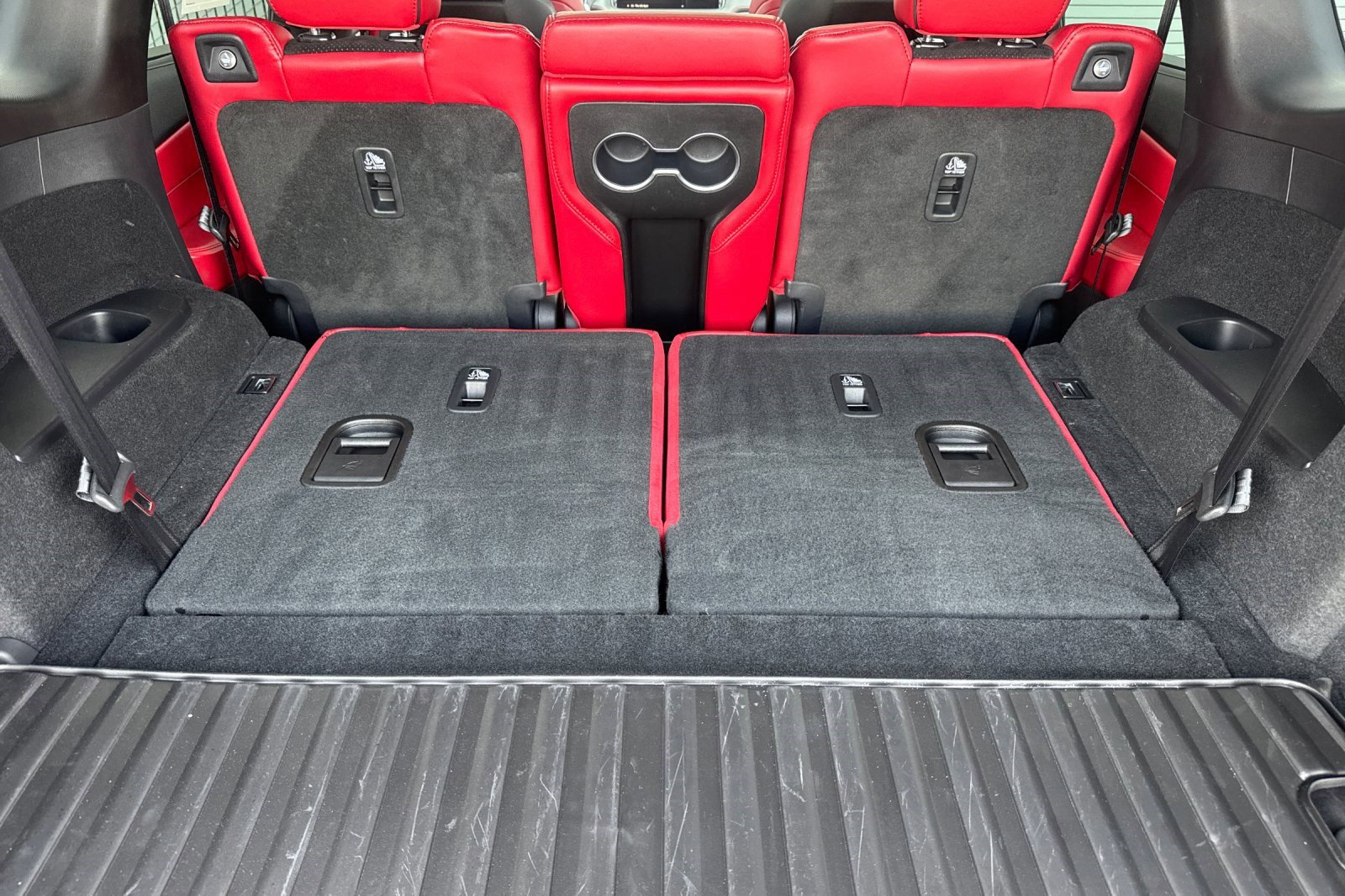 Used 2023 Acura MDX A-Spec image 34