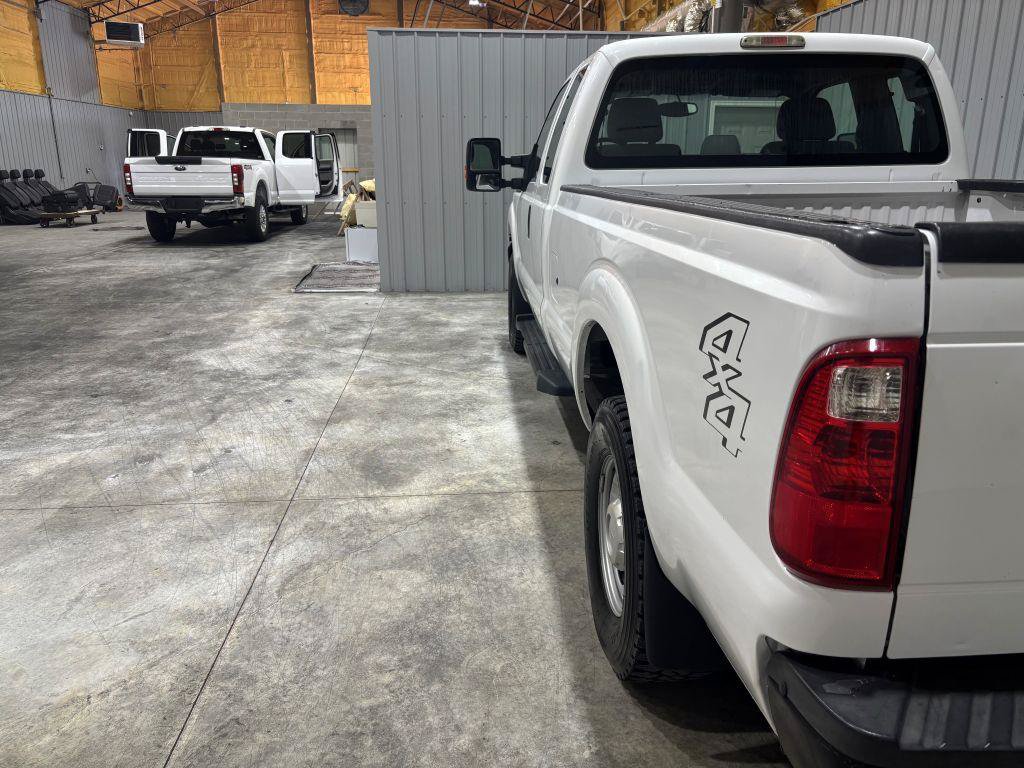 Used 2015 Ford F250 XL w/ Power Equipment Group AWD/4WD image 9
