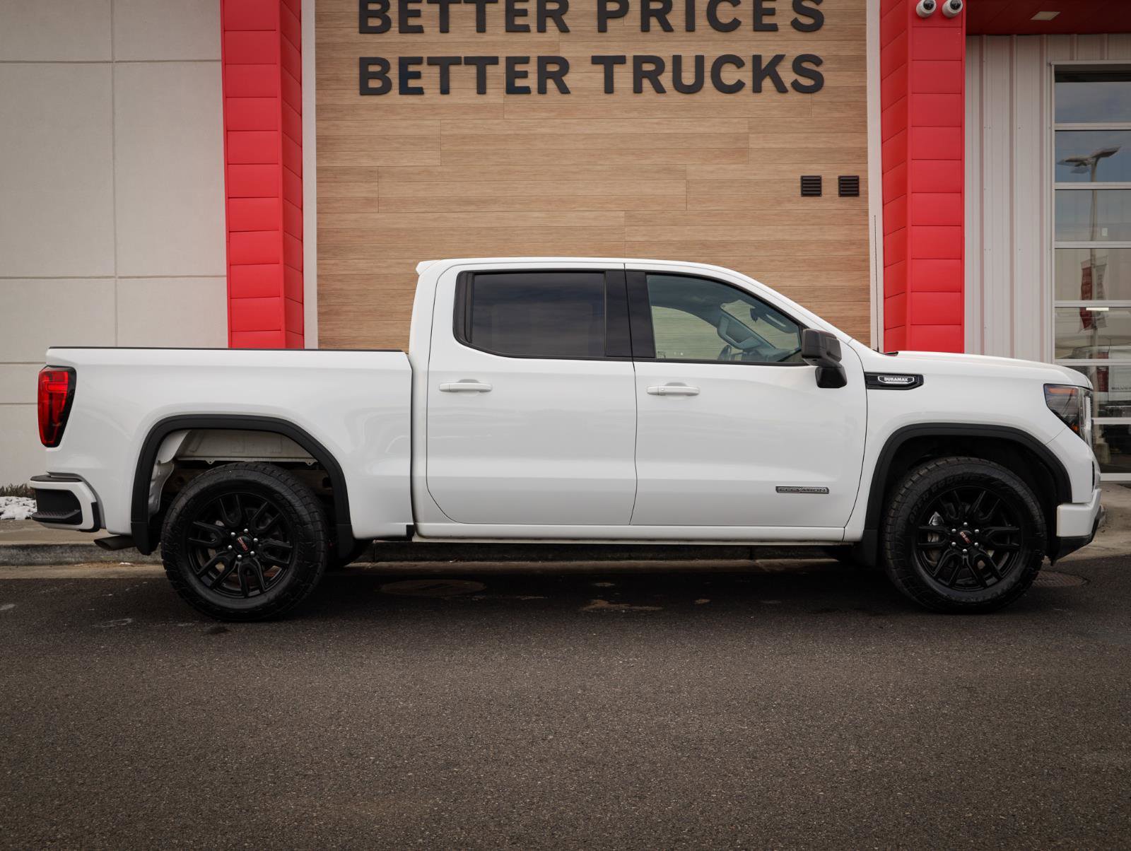 Used 2023 GMC Sierra 1500 Elevation image 2