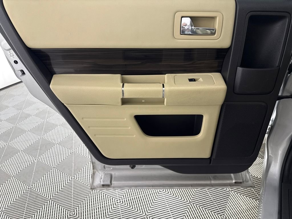 Used 2017 Ford Flex SEL w/ Equipment Group 202A image 13