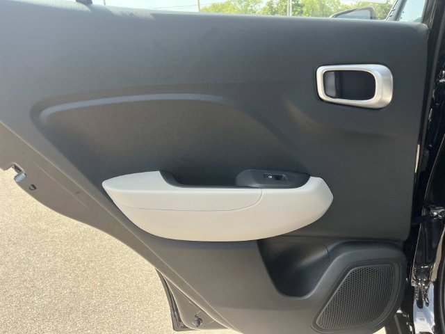 New 2026 Hyundai Venue SEL FWD image 19