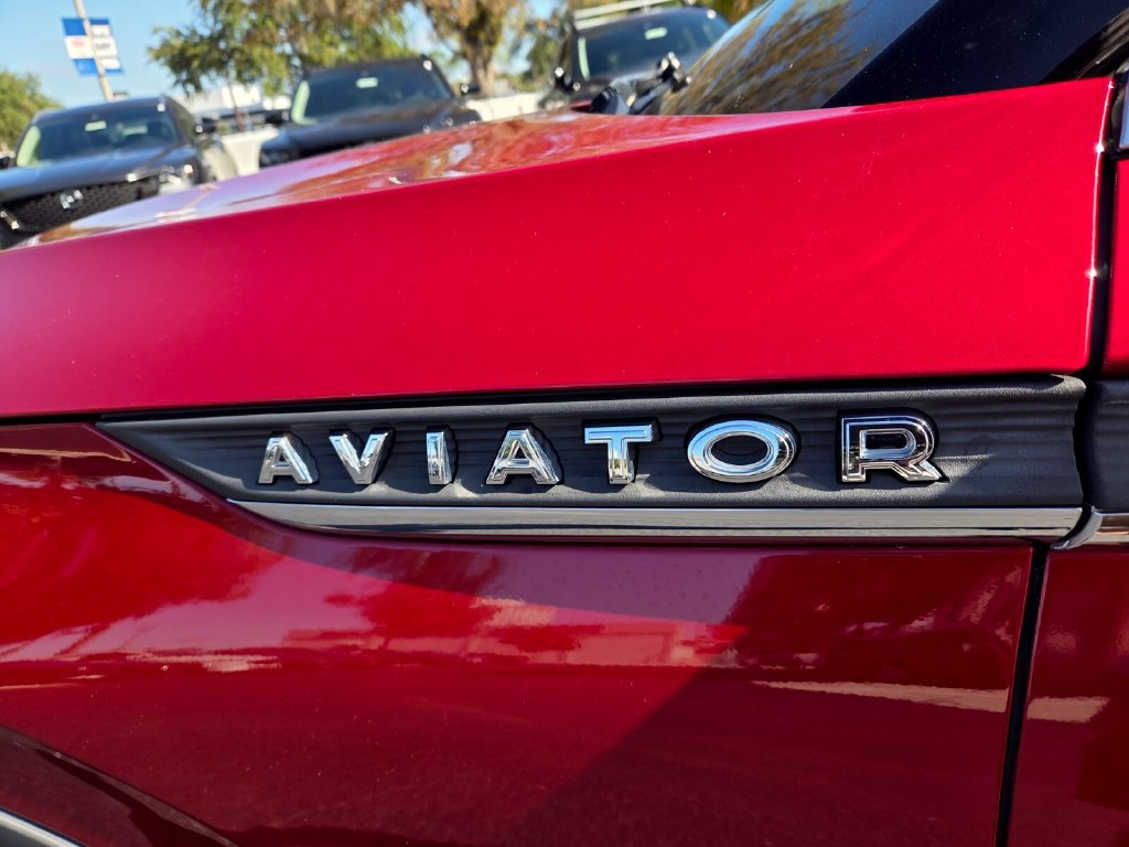 Used 2020 Lincoln Aviator Reserve w/ Equipment Group 201A RWD image 3