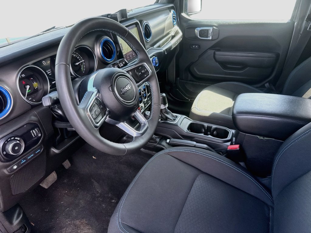 Certified 2023 Jeep Wrangler Unlimited Rubicon 4xe AWD/4WD image 25