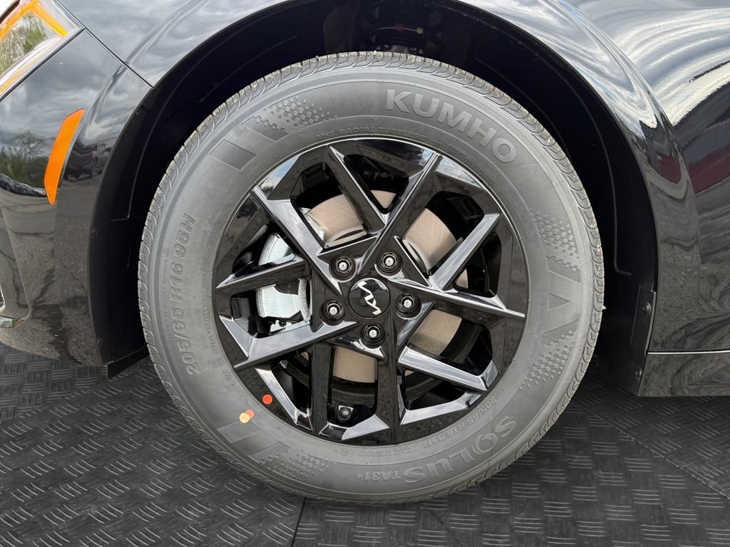 New 2026 Kia K5 LXS FWD image 20