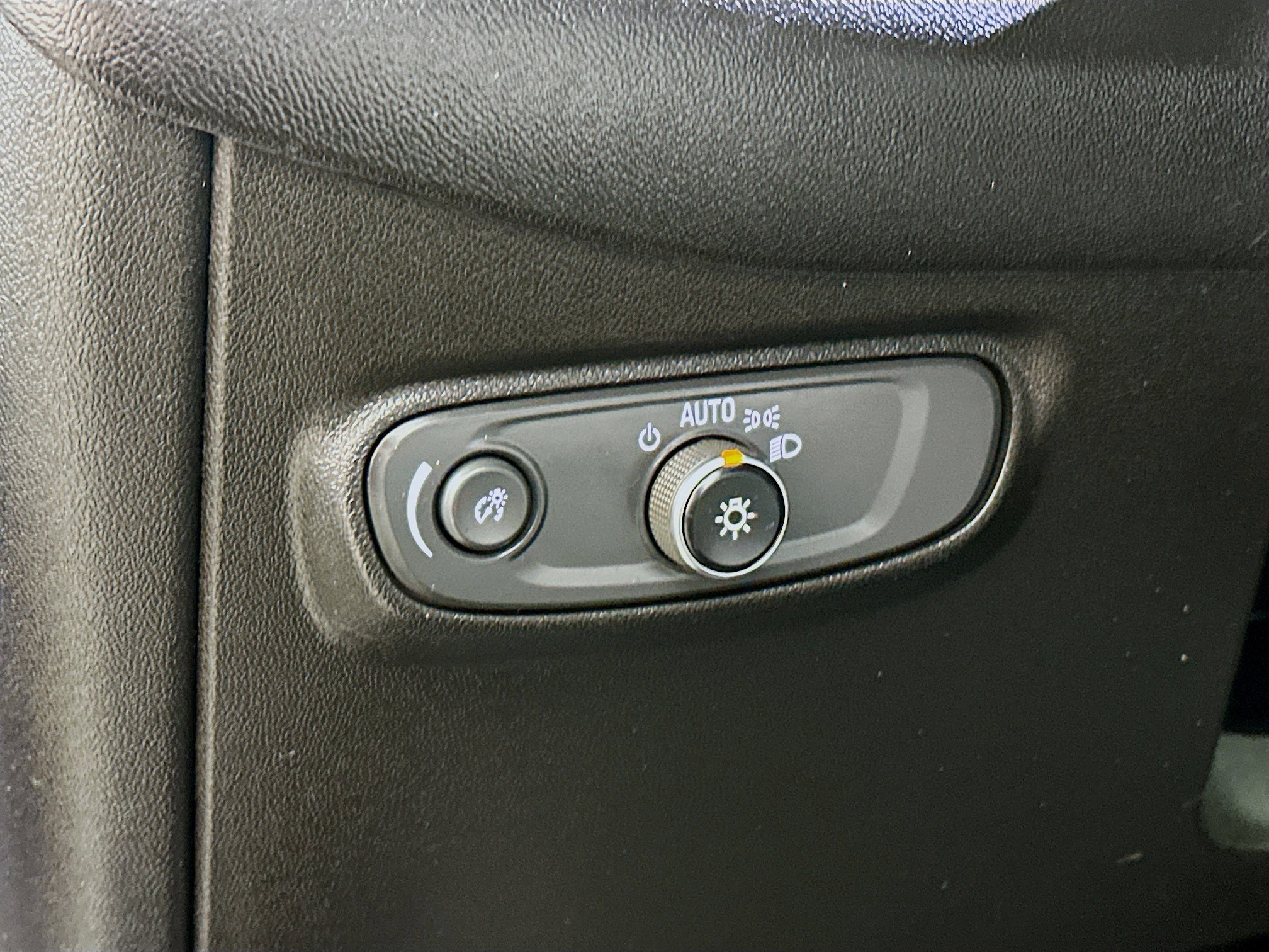 Used 2022 Chevrolet Equinox LT image 10