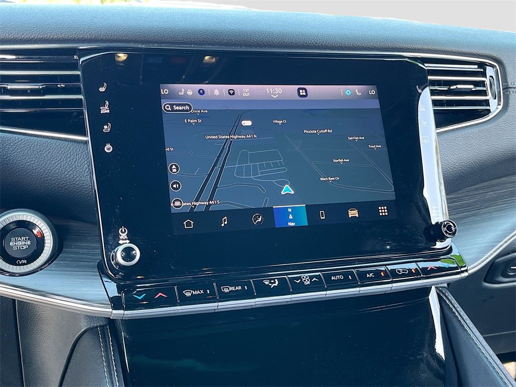 Used 2023 Jeep Wagoneer Series III w/ Preferred Equipment Group image 13