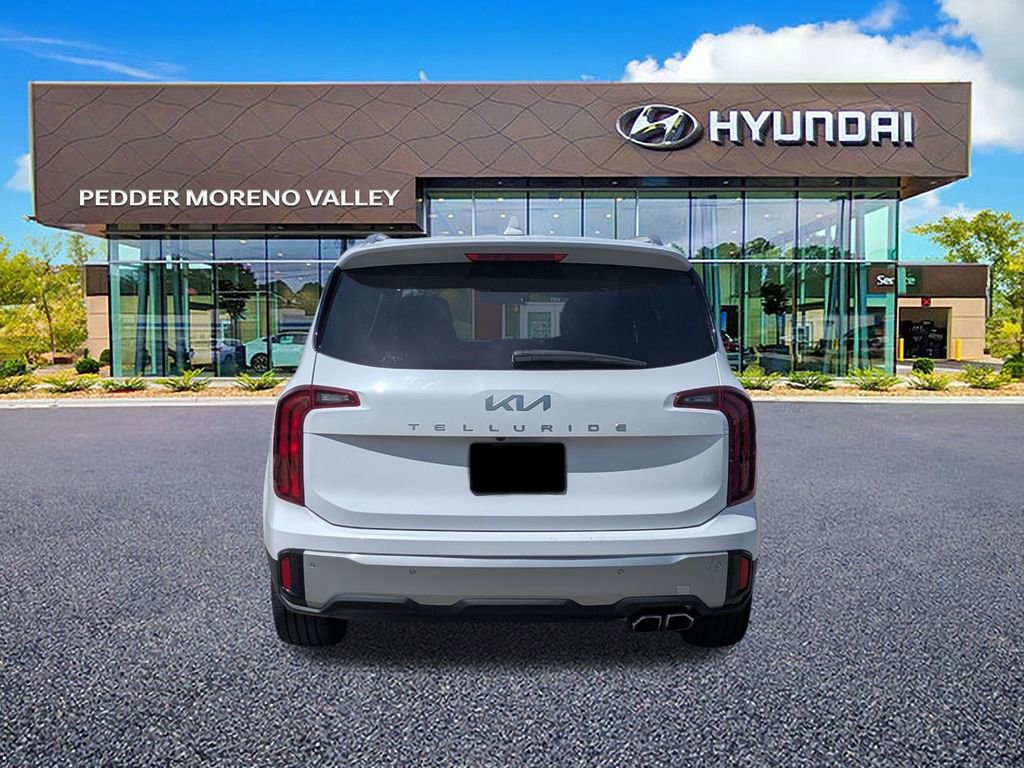 Used 2023 Kia Telluride S image 4