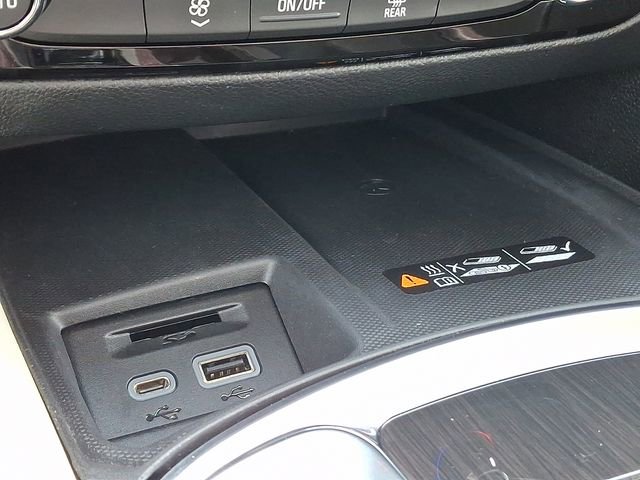 Used 2023 Buick Enclave Essence w/ Experience Buick Package image 28