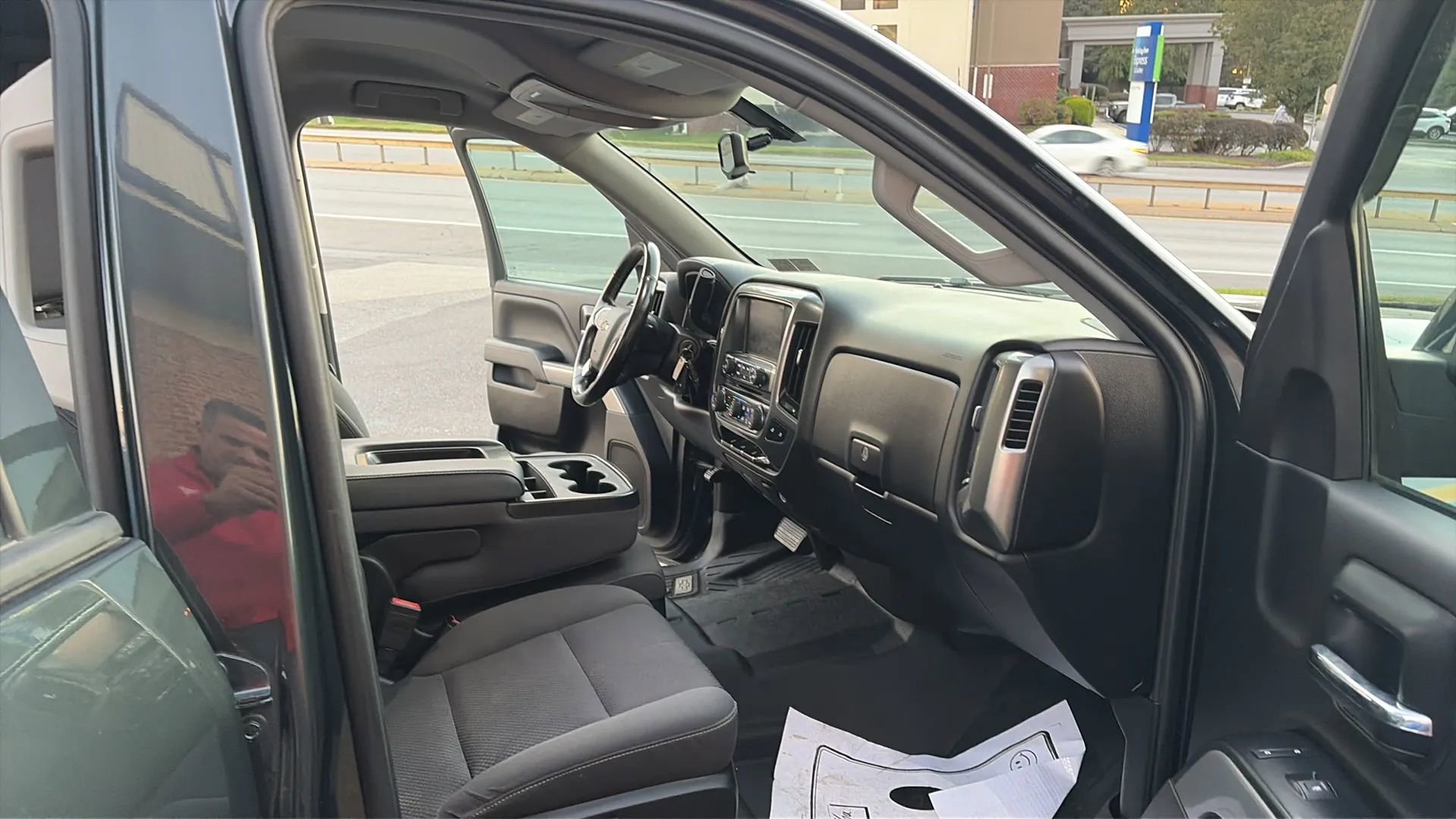 Used 2019 Chevrolet Silverado 1500 LT w/ All Star Edition image 38