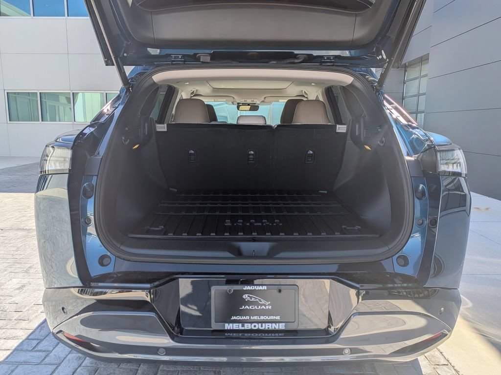 Used 2025 Nissan Murano Platinum w/ Cargo Package AWD/4WD image 13