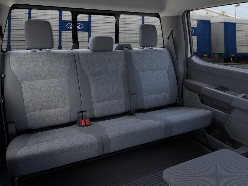 New 2026 Ford F250 XL w/ STX Appearance Package AWD/4WD image 11