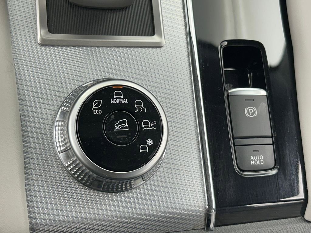 Used 2022 Mitsubishi Outlander SEL image 23