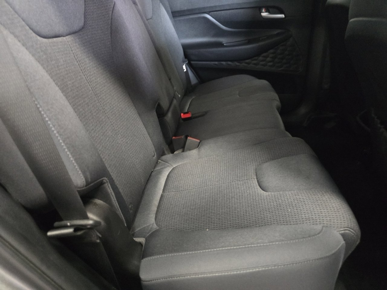 Used 2020 Hyundai Santa Fe SEL image 16