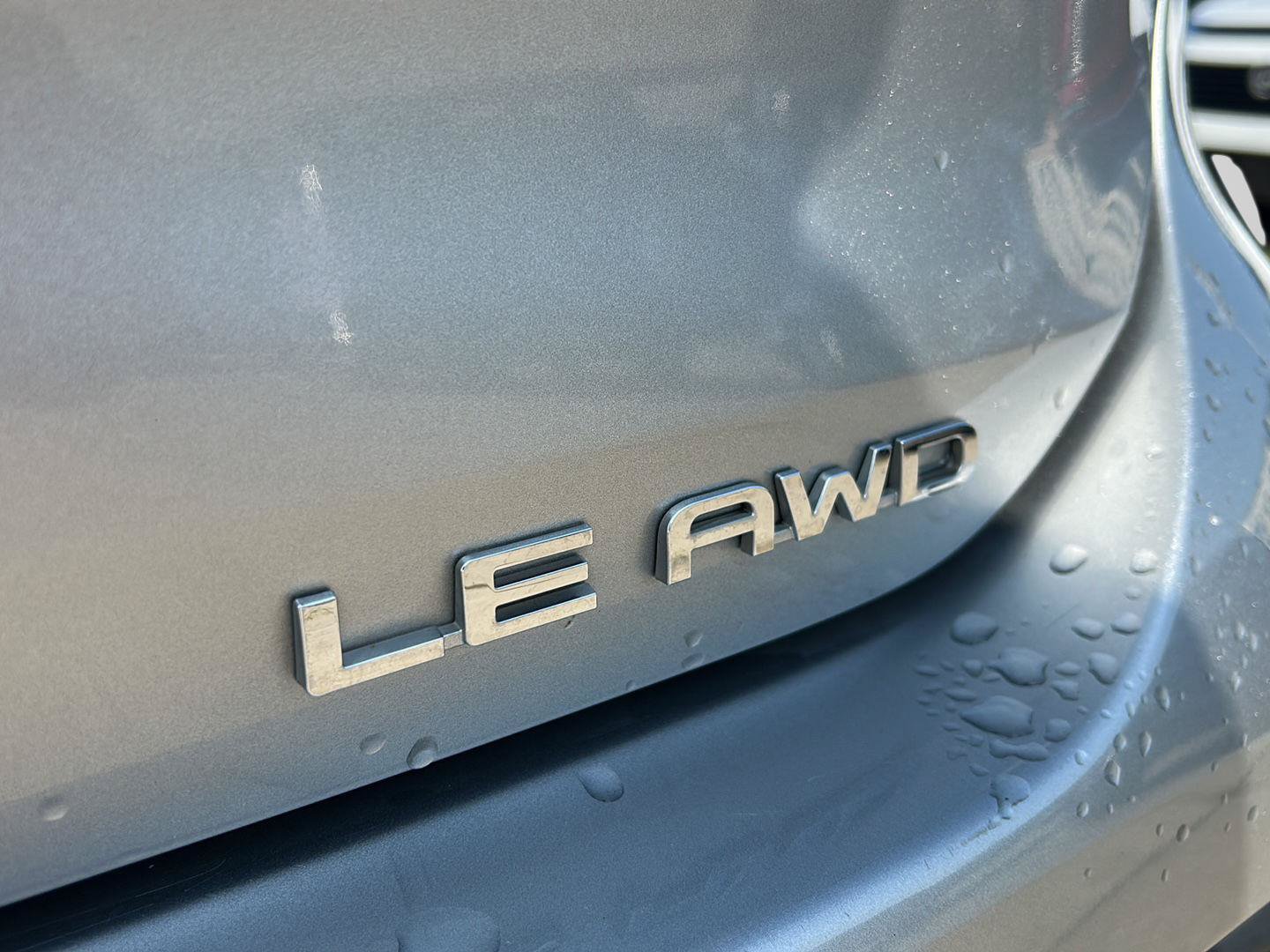Used 2024 Toyota Highlander LE AWD/4WD image 28