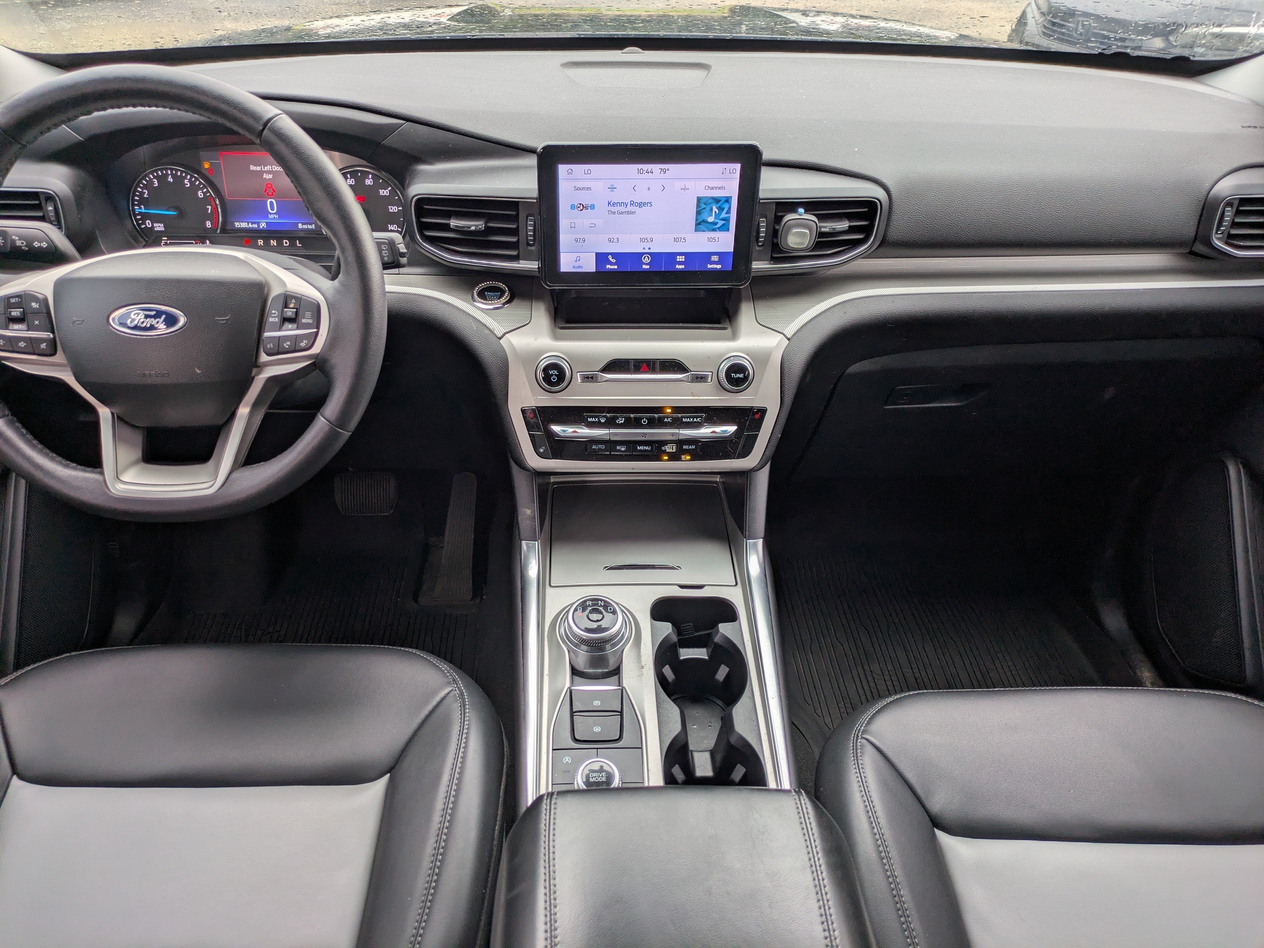 Used 2023 Ford Explorer XLT w/ Equipment Group 202A AWD/4WD image 15