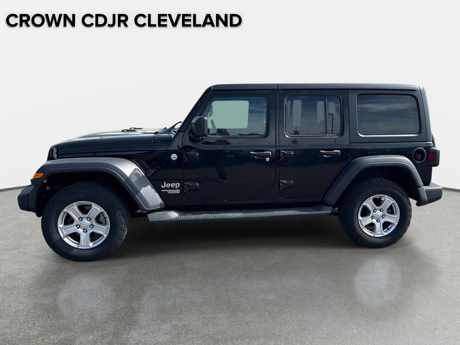 Used 2018 Jeep Wrangler Unlimited Sport S AWD/4WD image 7