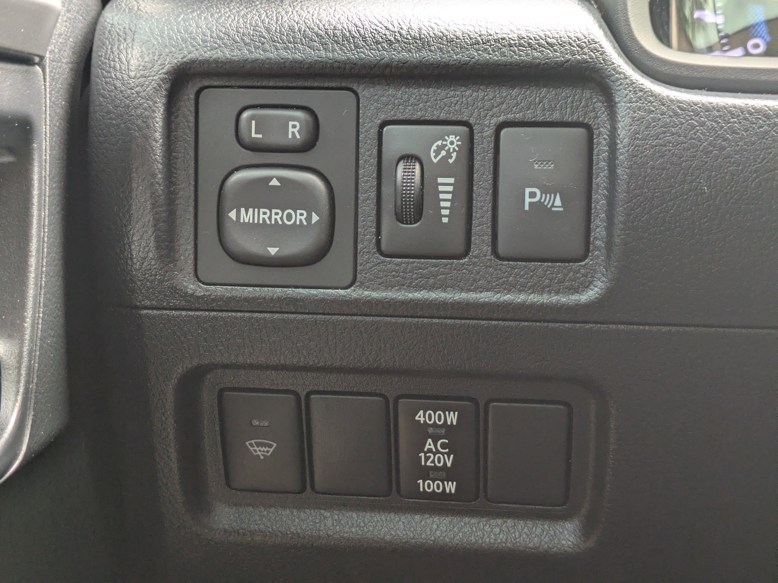 Used 2018 Toyota 4Runner Limited image 24