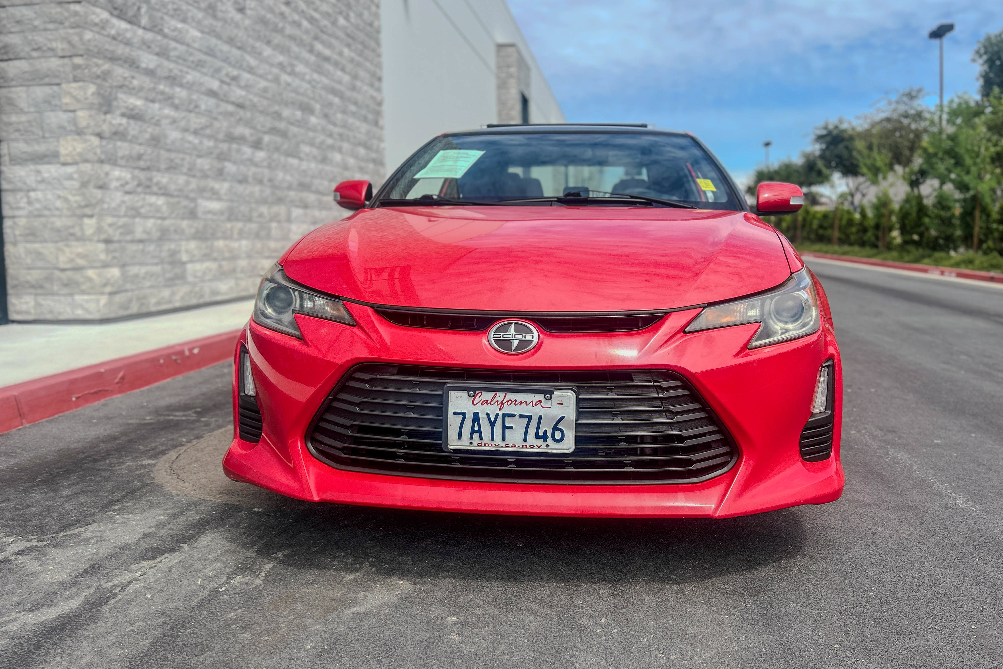 Used 2014 Scion tC FWD image 3