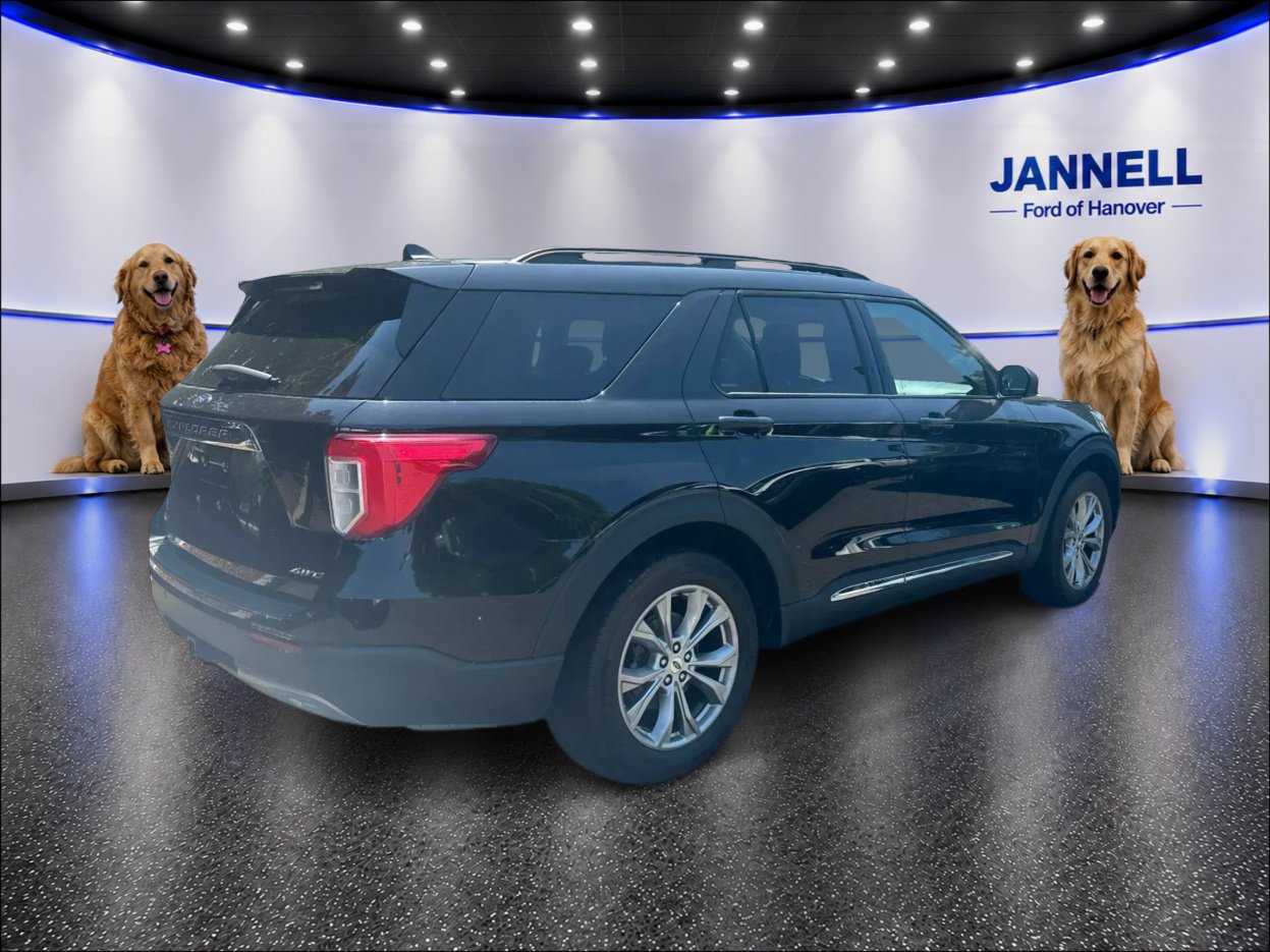 Used 2023 Ford Explorer XLT w/ Equipment Group 202A AWD/4WD image 6